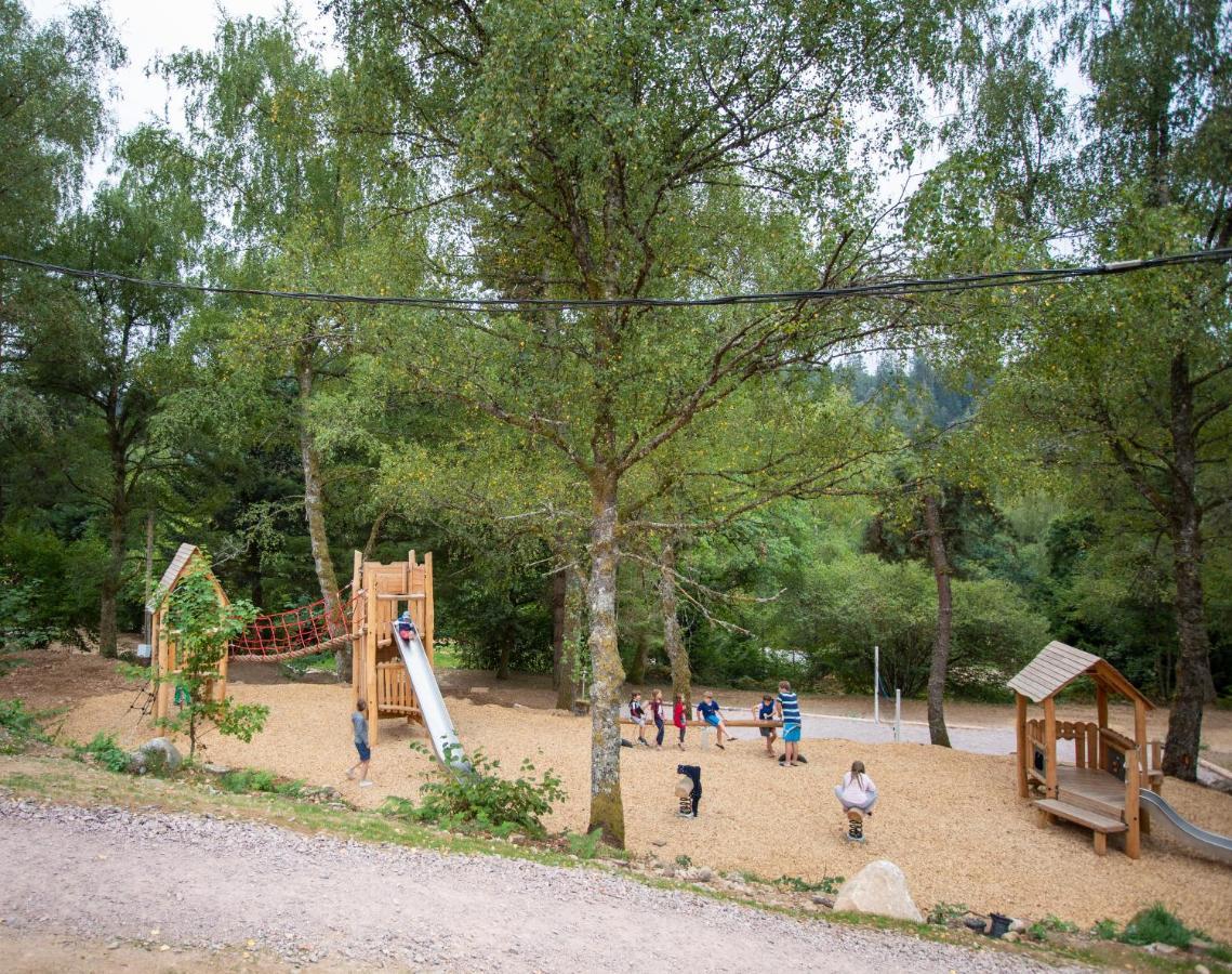 Huttopia Foret Des Vosges Barbey-Seroux Екстериор снимка