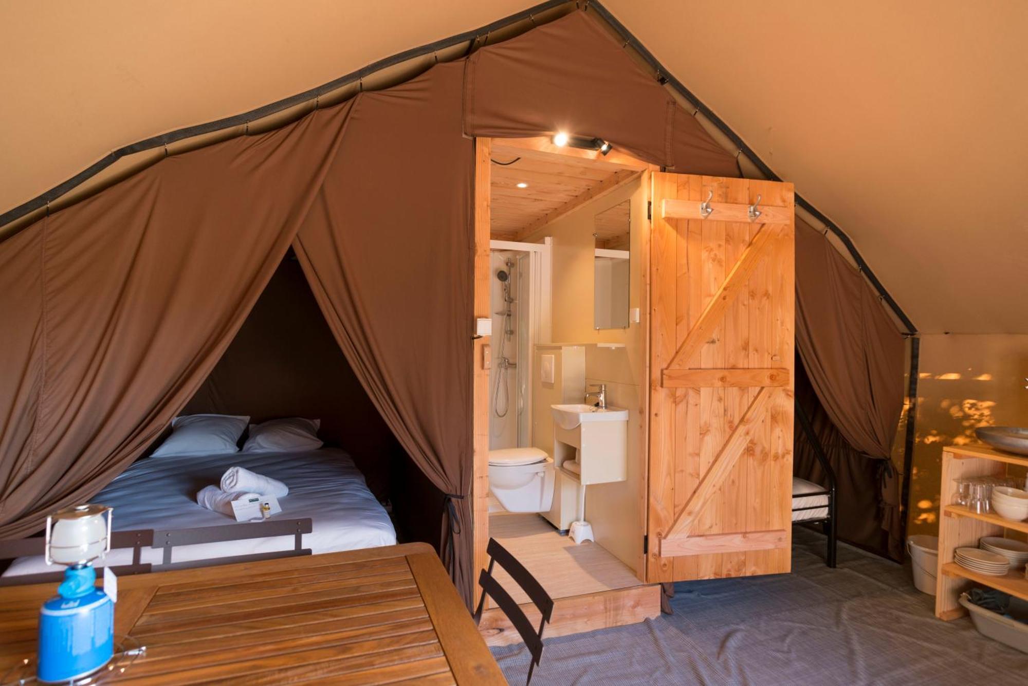 Huttopia Foret Des Vosges Barbey-Seroux Стая снимка